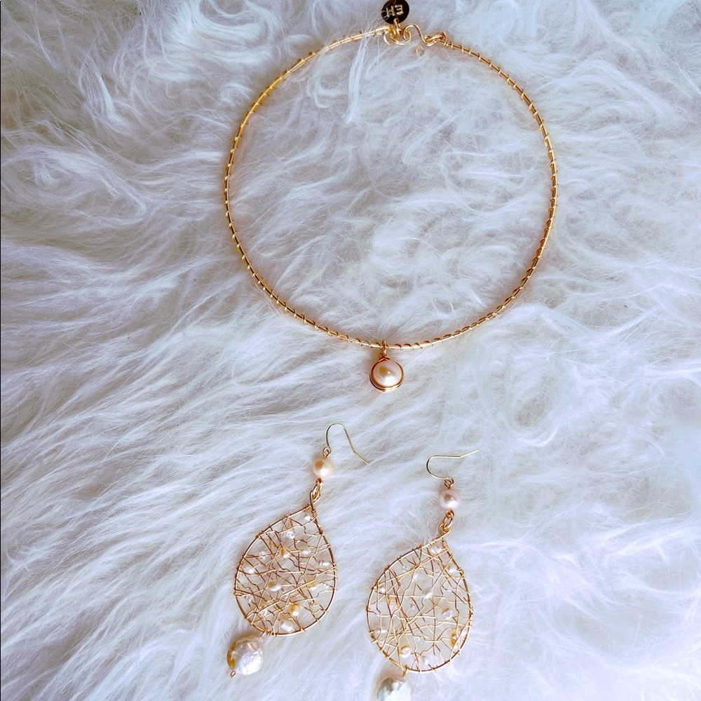 handmade pearls and crystals, Necklace and Earring set with bracelet